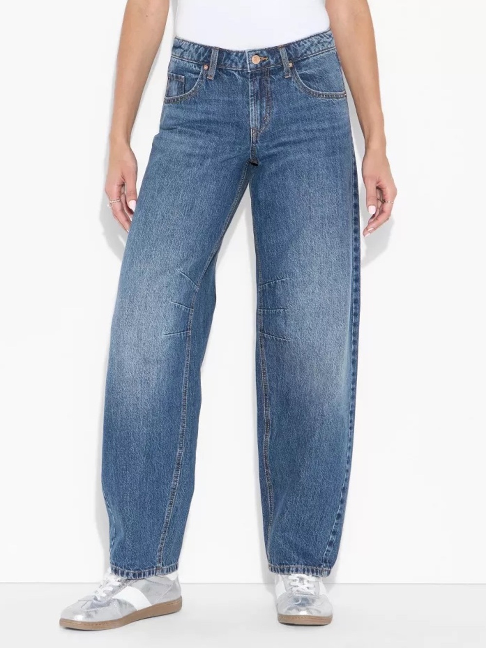 Wild Fable Mid Rise Barrel Jean Relaxed Straight Leg Blue Denim Jeans